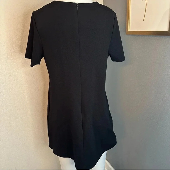 Chelsea & Theodore Embroidered Floral Black Mini Dress Size 10 - Picture 3 of 8